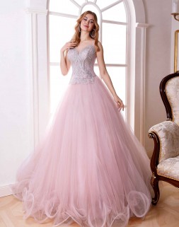 Ivana_Beaumond_Paris_Debutante_Primeiro_Amor_4