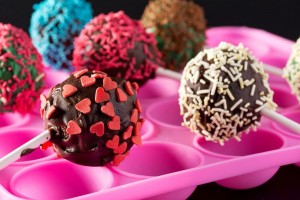 bolo-e-doces-festa-de-15-anos_Vestid-de-Debutante_blog-IvanaBeaumond (9)